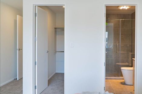 Photo of property in 7 Ngaru Way, Orewa, 0931