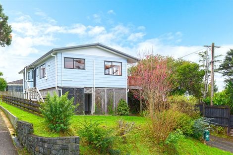 Photo of property in 57 Cliff View Drive, Green Bay, Auckland, 0604