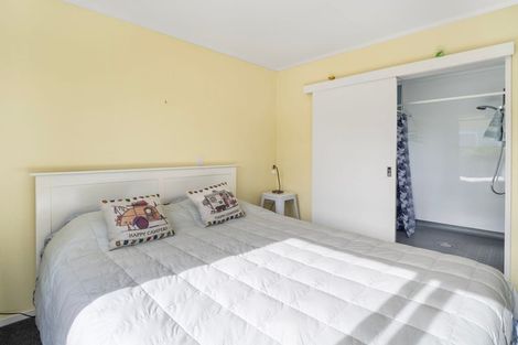 Photo of property in 50 Park Avenue, Waitarere Beach, Levin, 5510