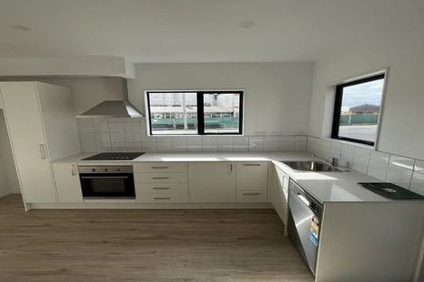 Photo of property in 1 Eileen Newey Place, Henderson, Auckland, 0612