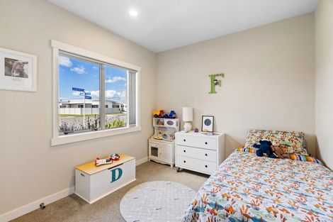 Photo of property in 34 Waimakariri Drive, Te Awa, Napier, 4110