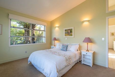 Photo of property in 35 Kohekohe Road, Waikanae, 5036