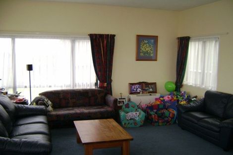 Photo of property in 7 Landsdowne Terrace, Karori, Wellington, 6012