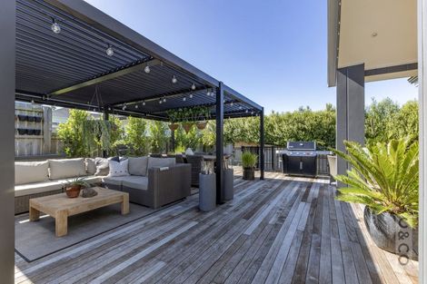 Photo of property in 61 Pitoitoi Drive, Riverhead, 0820