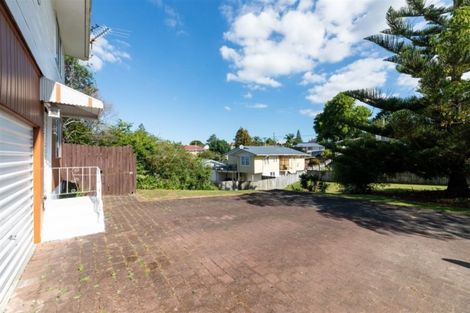 Photo of property in 37 Kohekohe Street, New Lynn, Auckland, 0600