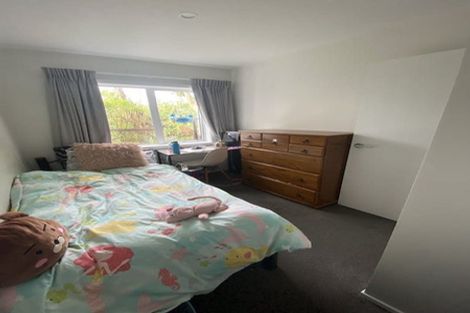 Photo of property in 3b Hillview Crescent, Paparangi, Wellington, 6037