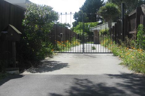 Photo of property in 50 Auburn Avenue, Upper Riccarton, Christchurch, 8041