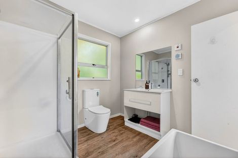 Photo of property in 69 Kia Ora Road, Beach Haven, Auckland, 0626