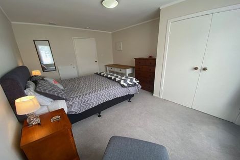 Photo of property in 2 Kopiko Way, Brooklyn, Wellington, 6021