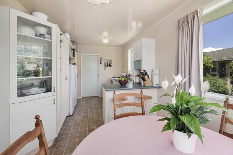 Photo of property in 18 Roick Parade, Glen Eden, Auckland, 0602