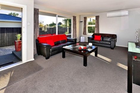 Photo of property in 19 Cunningham Place, Halswell, Christchurch, 8025