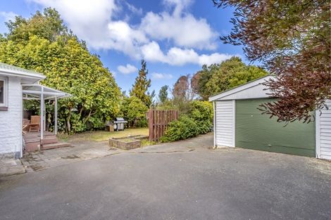 Photo of property in 83 Staveley Street, Avonhead, Christchurch, 8042