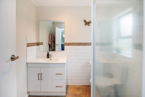 Photo of property in 52 Kentucky Way, Awapuni, Palmerston North, 4412