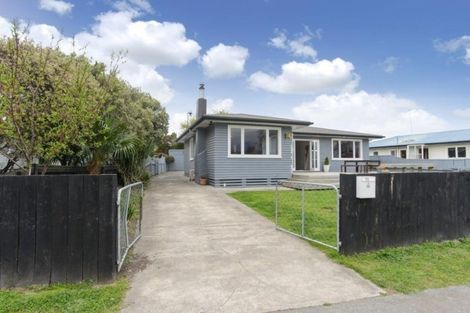 Photo of property in 12 O'connell Place, Havelock North, 4130