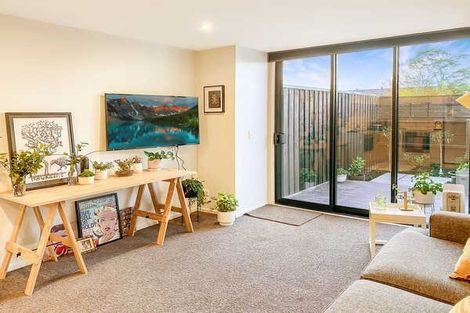 Photo of property in 1036h Colombo Street, St Albans, Christchurch, 8014