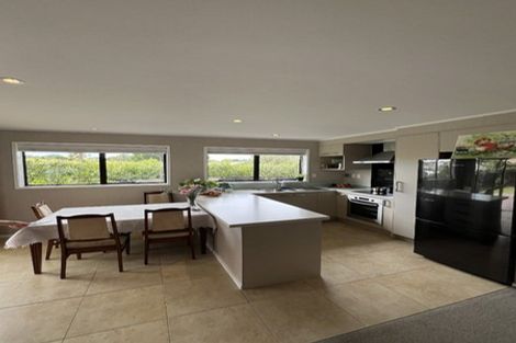 Photo of property in 2/7 Anna Watson Road, Half Moon Bay, Auckland, 2012
