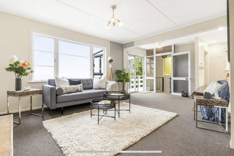 Photo of property in 17 Phillip Avenue, Glen Eden, Auckland, 0602