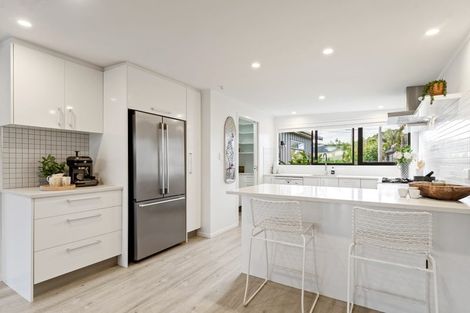 Photo of property in 13 Harbour View Road, Point Wells, Warkworth, 0986