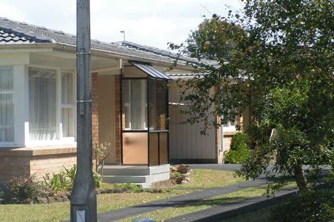 Photo of property in 2/7 Knightsbridge Drive, Forrest Hill, Auckland, 0620