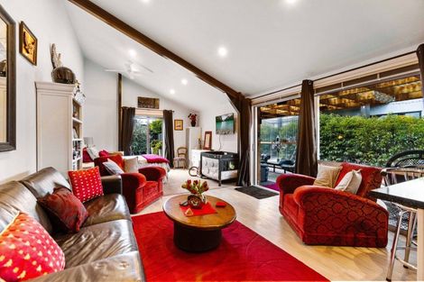 Photo of property in 21 Little Maude Drive, Lake Hawea, 9382