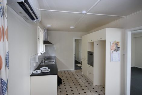 Photo of property in 47 Link Road, Newlands, Wellington, 6037