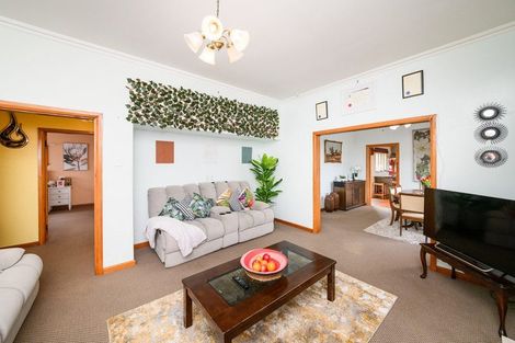 Photo of property in 125 Heretaunga Street, Palmerston North, 4414