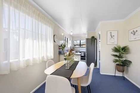 Photo of property in 19a Karamu Street, Strandon, New Plymouth, 4312