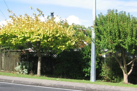 Photo of property in 99d Captain Scott Road, Glen Eden, Auckland, 0602