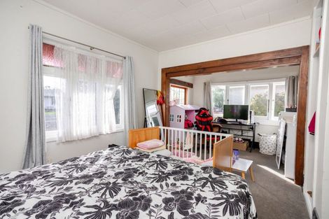 Photo of property in 24 Thyra Street, Dannevirke, 4930