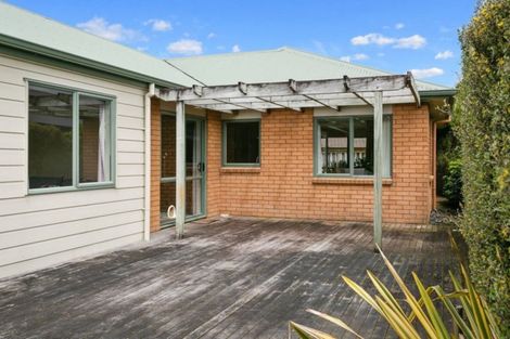 Photo of property in 2/10 Hannon Road, Cambridge, 3434