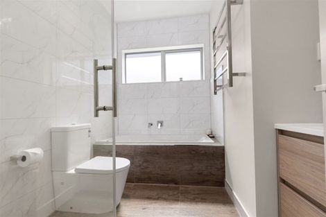 Photo of property in 8 Kaipuke Crescent, Gulf Harbour, Whangaparaoa, 0930