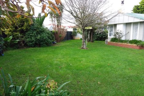 Photo of property in 7 Hadfield Street, Patea, 4520
