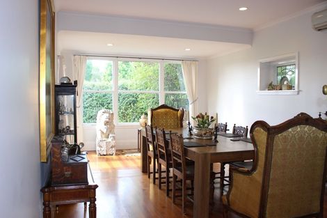 Photo of property in 52 North Parade, Richmond, Christchurch, 8013