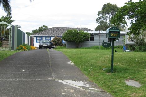 Photo of property in 22 Heyford Close, Mangere, Auckland, 2022