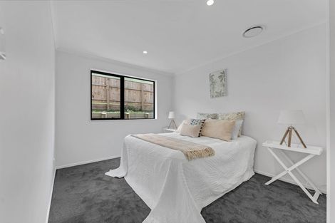 Photo of property in 2 Dolcetto Place, Pokeno, 2402