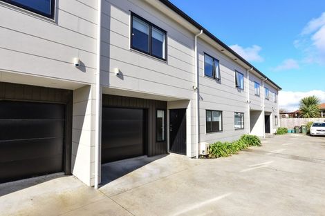 Photo of property in 90u2 Carrington Avenue, Silverdale, Hamilton, 3216