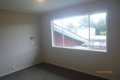 Photo of property in 1b/2 Divich Avenue, Te Atatu South, Auckland, 0610