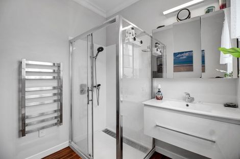 Photo of property in 43 Seyton Street, Stratford, 4332