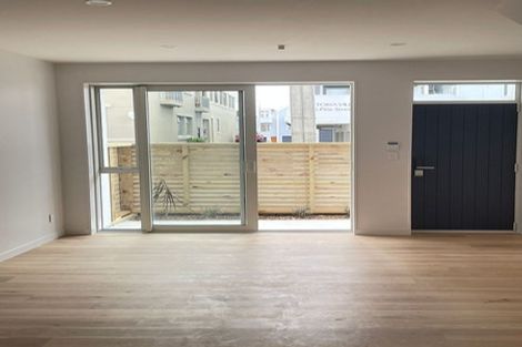 Photo of property in 30u5 Pirie Street, Mount Victoria, Wellington, 6011