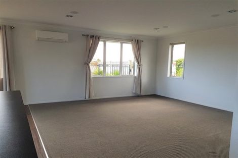 Photo of property in 4 Rawiri Drive, Bell Block, New Plymouth, 4312