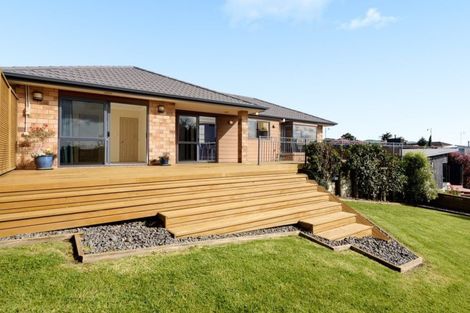 Photo of property in 73 Norm Freeman Drive, Te Puke, 3119