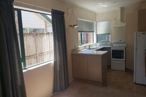 Photo of property in Miramar Villas, 13/6u Brussels Street, Miramar, Wellington, 6022
