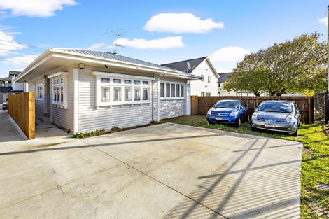 Photo of property in 63 Gray Avenue, Mangere East, Auckland, 2024