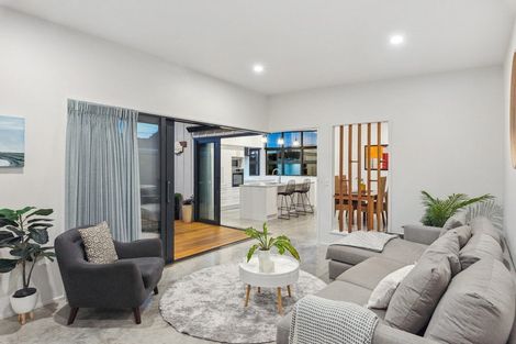 Photo of property in 12a Mahana Road, Paraparaumu Beach, Paraparaumu, 5032