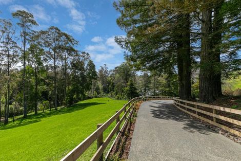 Photo of property in 141a Glenmore Road, Farm Cove, Auckland, 2012
