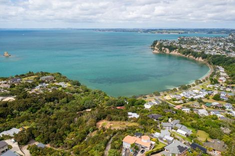 Photo of property in 79 Roberts Road, Matakatia, Whangaparaoa, 0930