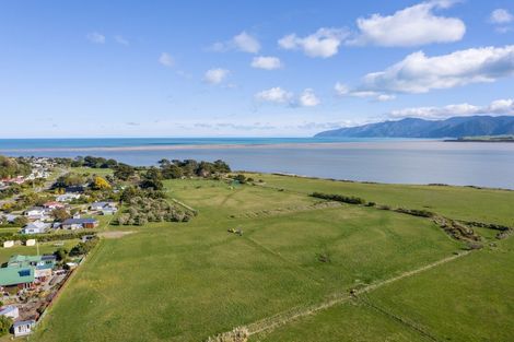 Photo of property in 97 Lake Ferry Road, Lake Ferry, Featherston, 5772
