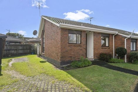 Photo of property in 13 Bellbird Place, Orewa, 0931