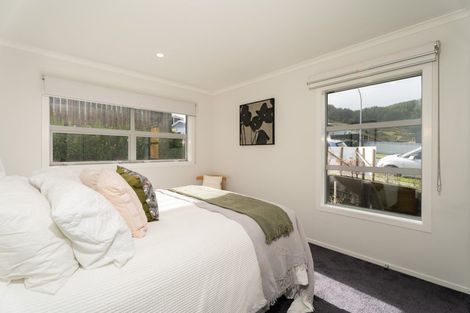 Photo of property in 103 Melksham Drive, Churton Park, Wellington, 6037