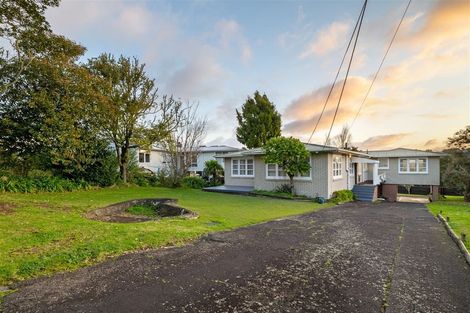 Photo of property in 20 Renata Crescent, Te Atatu Peninsula, Auckland, 0610